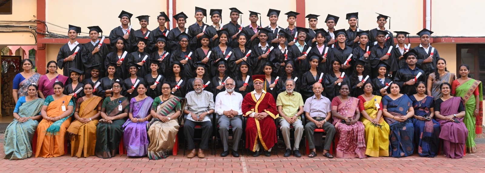  Chinmaya Vidyalaya Conducted Convocation and Award Ceremony